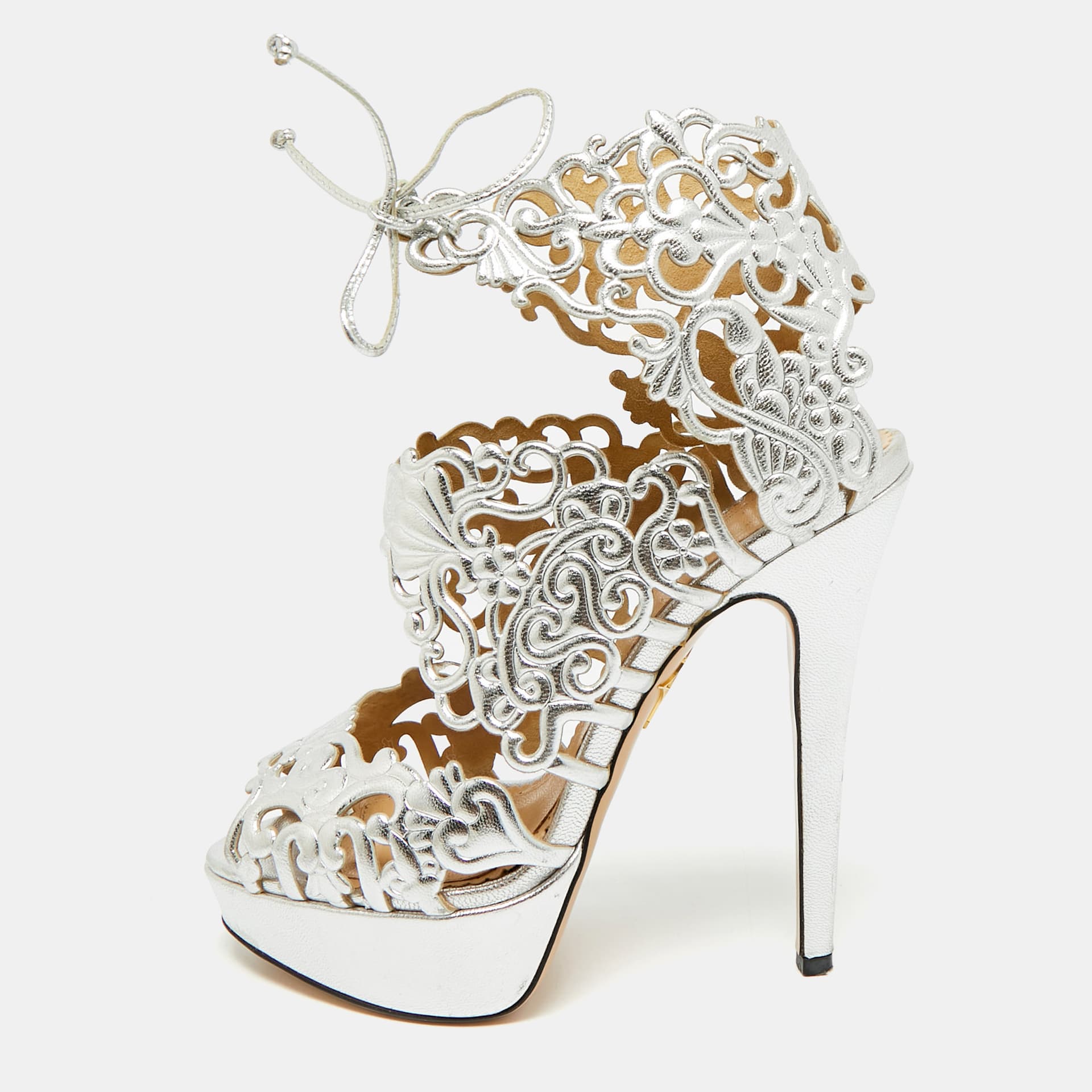 Charlotte Olympia Belinda Size 39 Silver Leather Platform Sandals