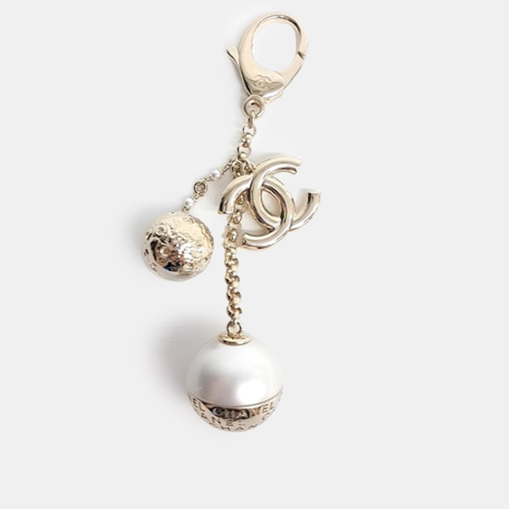 Chanel Gold Tone Metal keyring