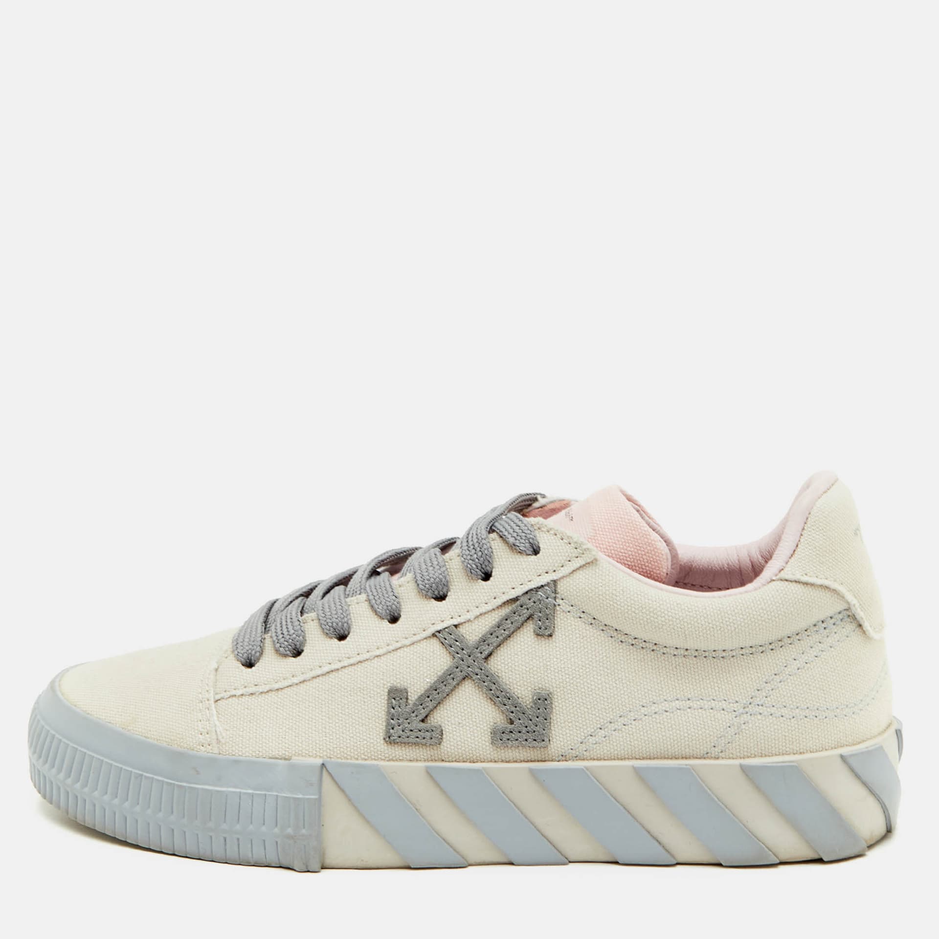 Off-White Vulcanized Size 38 Off White/Grey Canvas Low Top Sneakers