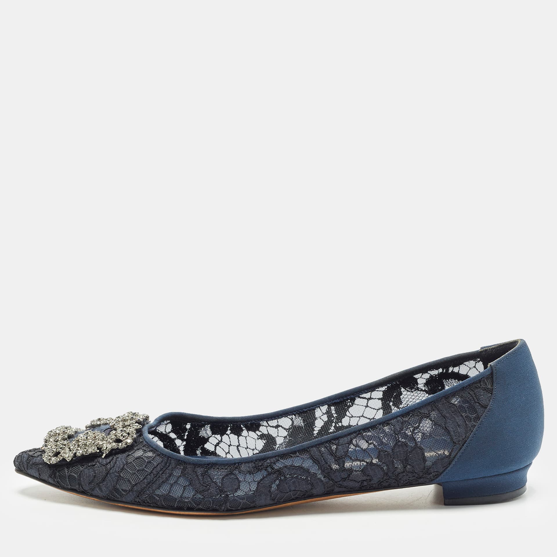 Manolo Blahnik Hangisi Size 38.5 Navy Blue Lace and Neoprene Ballet Flats