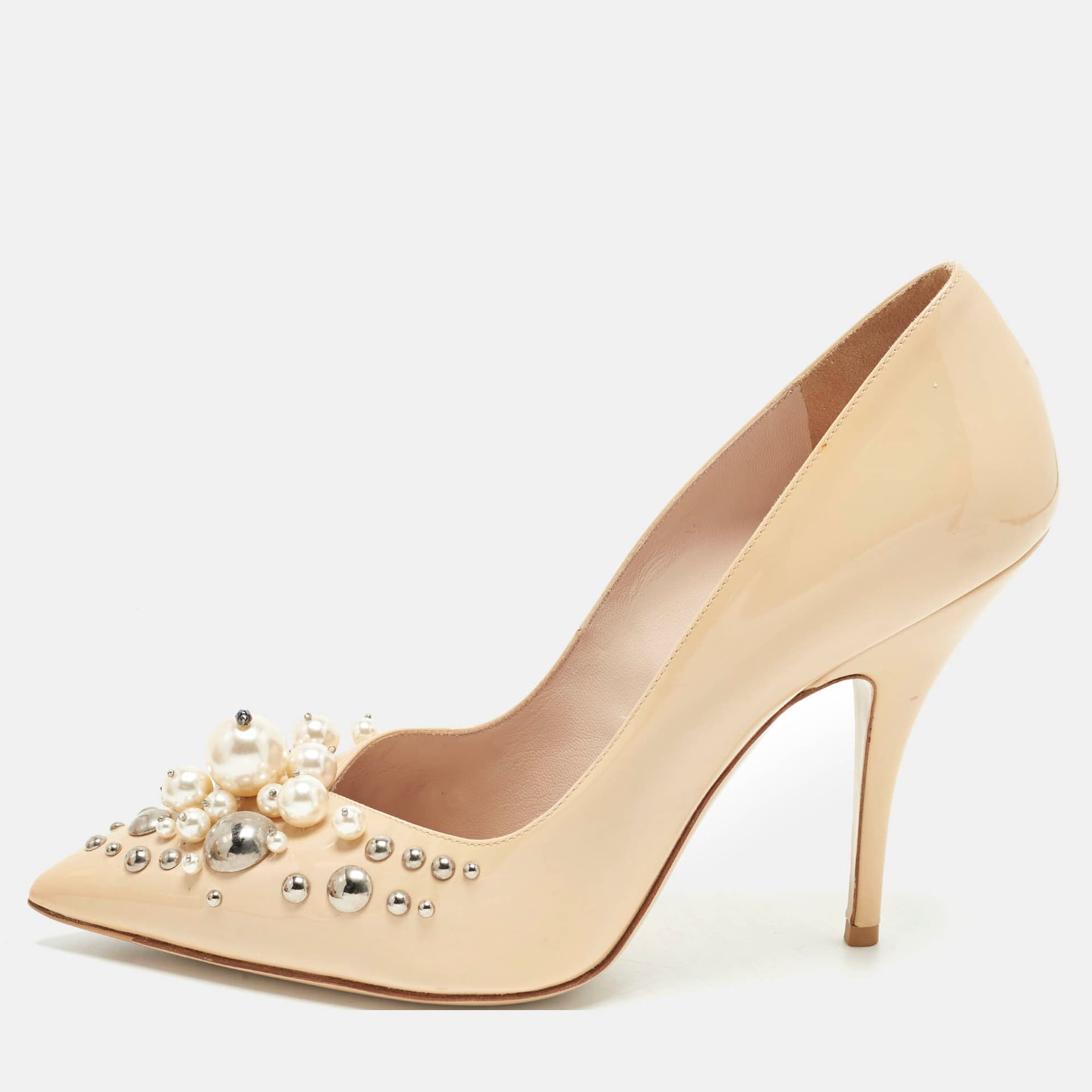 Miu Miu Size 39 Beige Patent Leather Peals Embellished Pointed Toe Pumps