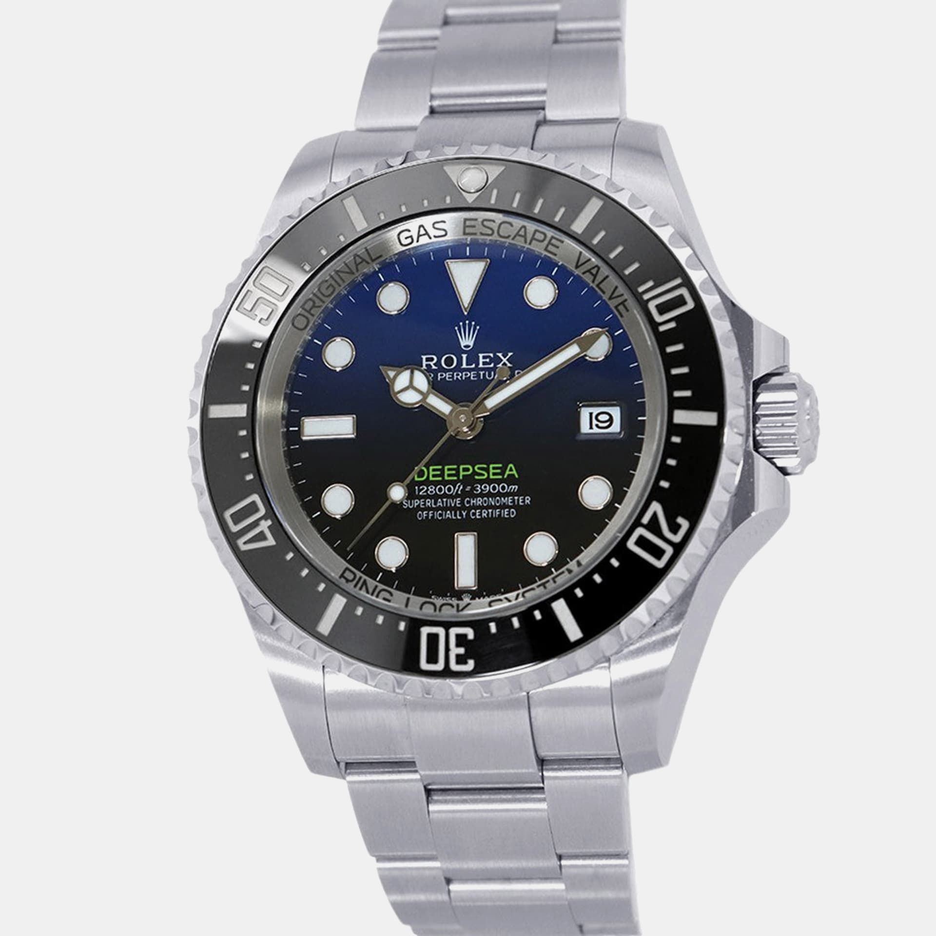 Rolex Sea-Dweller Deepsea 136660 Blue Stainless Steel Automatic Men's Wristwatch 44mm