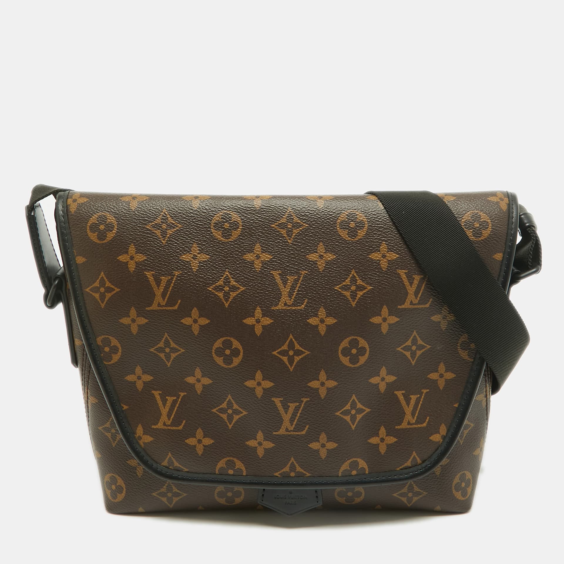Louis Vuitton Magnetic Monogram Macassar Canvas Messenger Bag