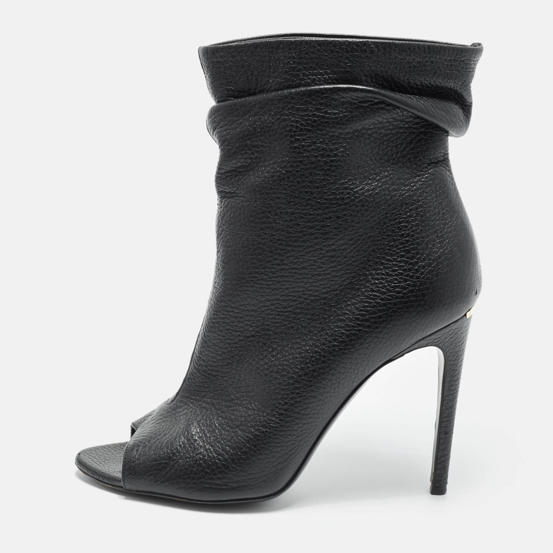 Burberry Burlison Size 37 Black Leather Ankle Length Boots