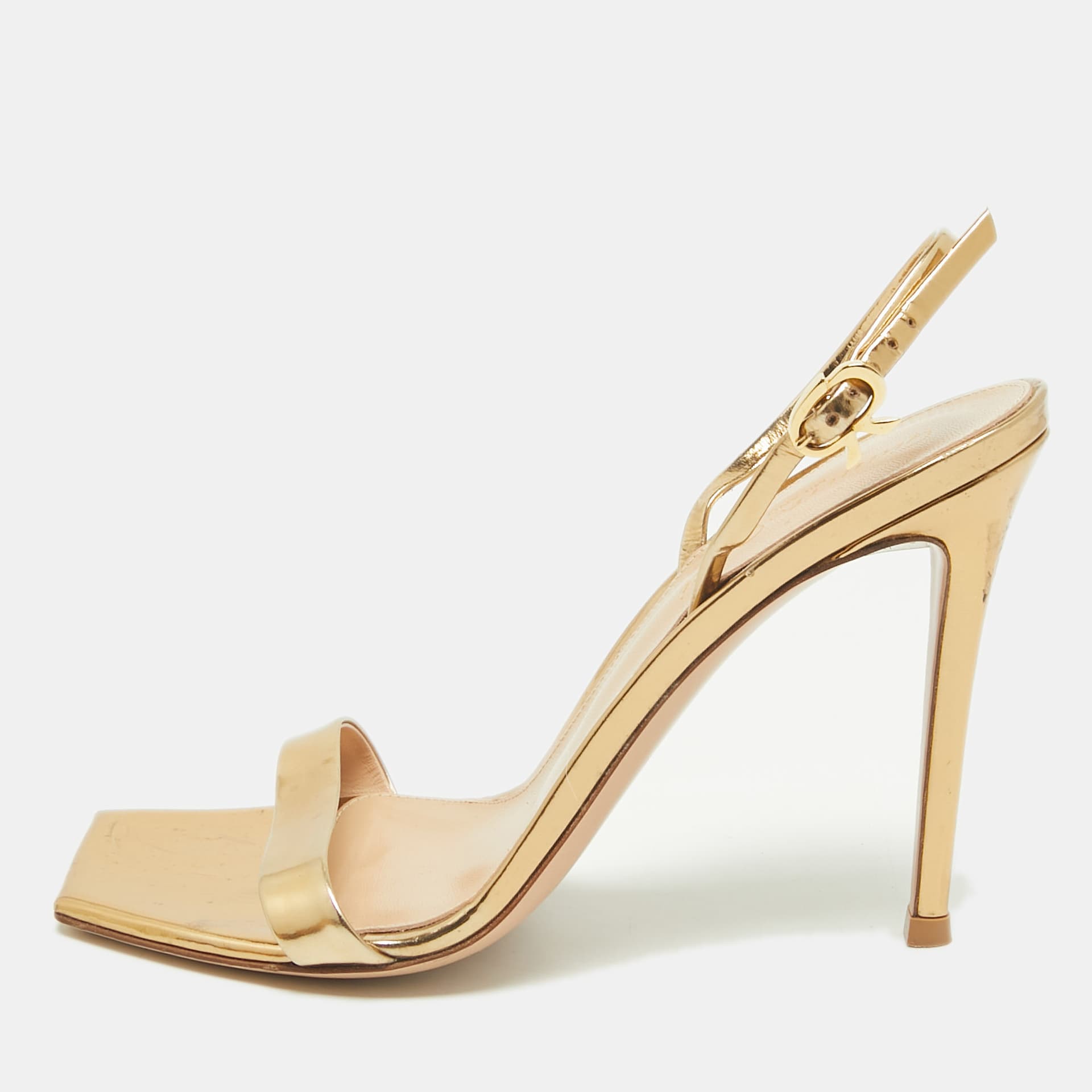 Gianvito Rossi Ribbon Size 38.5 Gold Leather Slingback Sandals
