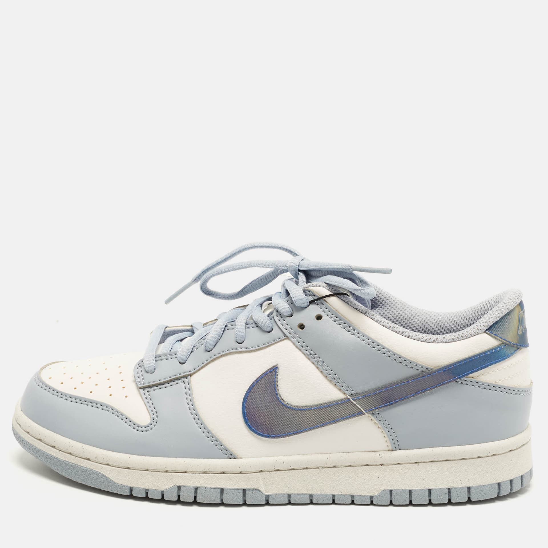 Nike Dunk Next Nature Blue Whisper Iridescent Size 40 Blue/White Leather Low Top Sneakers
