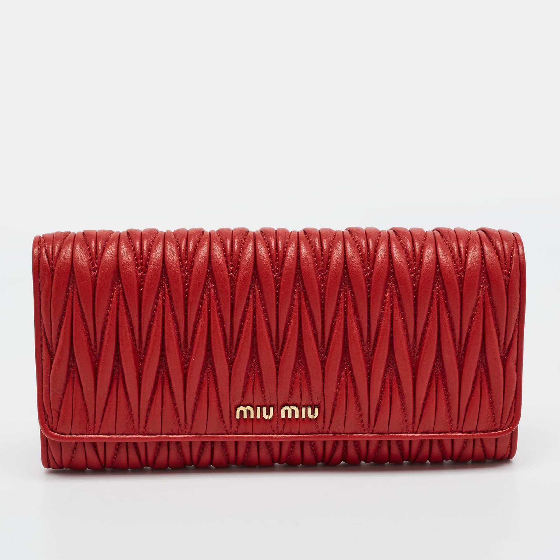 Miu Miu Red Matelasse Leather Wallet On Chain
