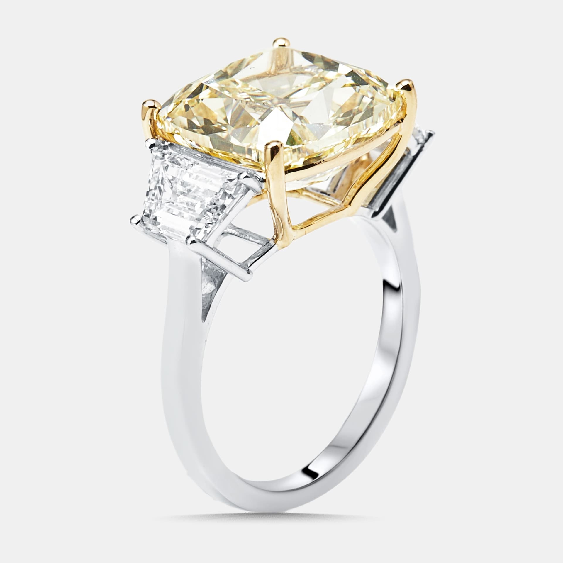 10.5 cts Cushion, Trapazoid Lab Grown Diamonds 18k Two Tone Gold Ring Size 52