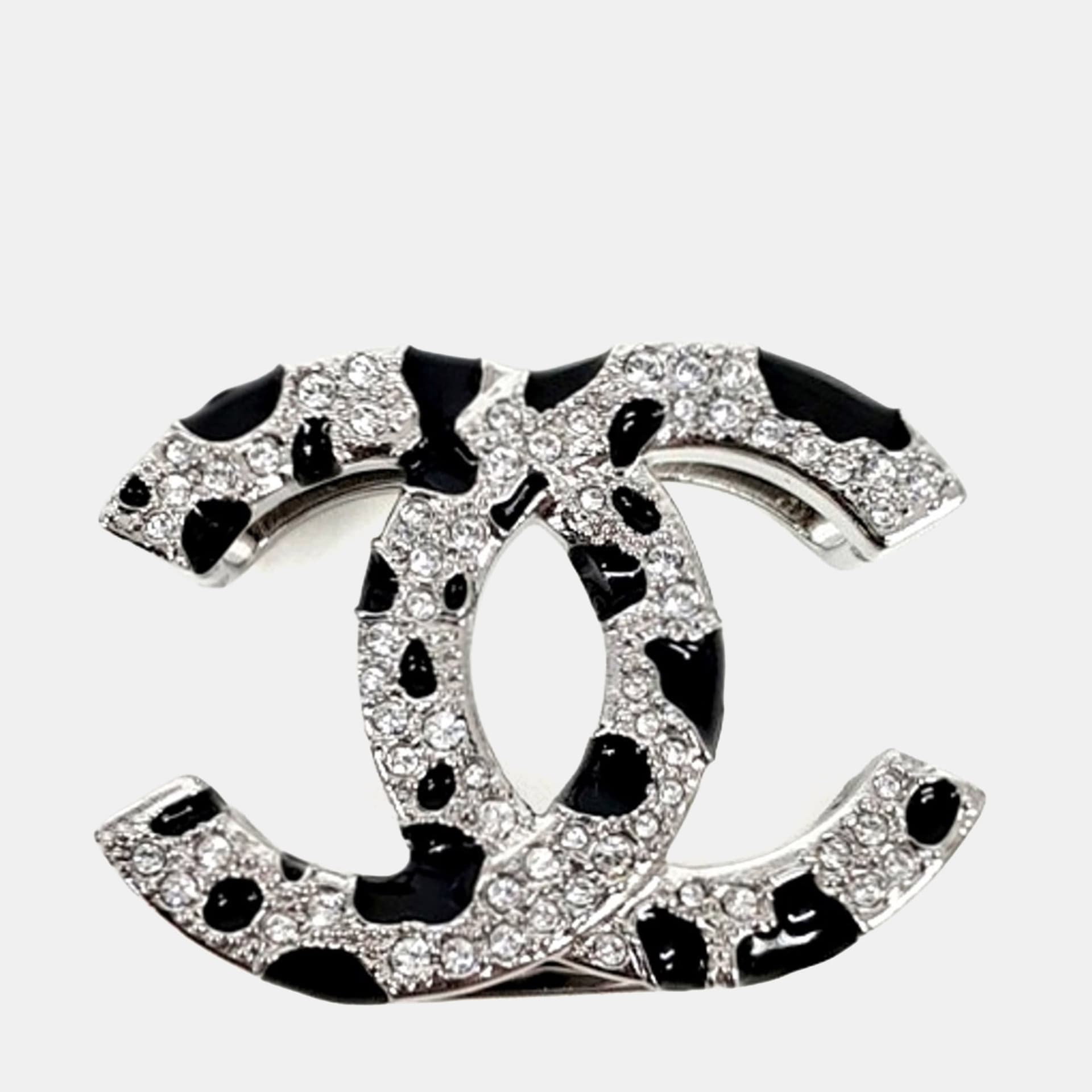 Chanel scarf ring