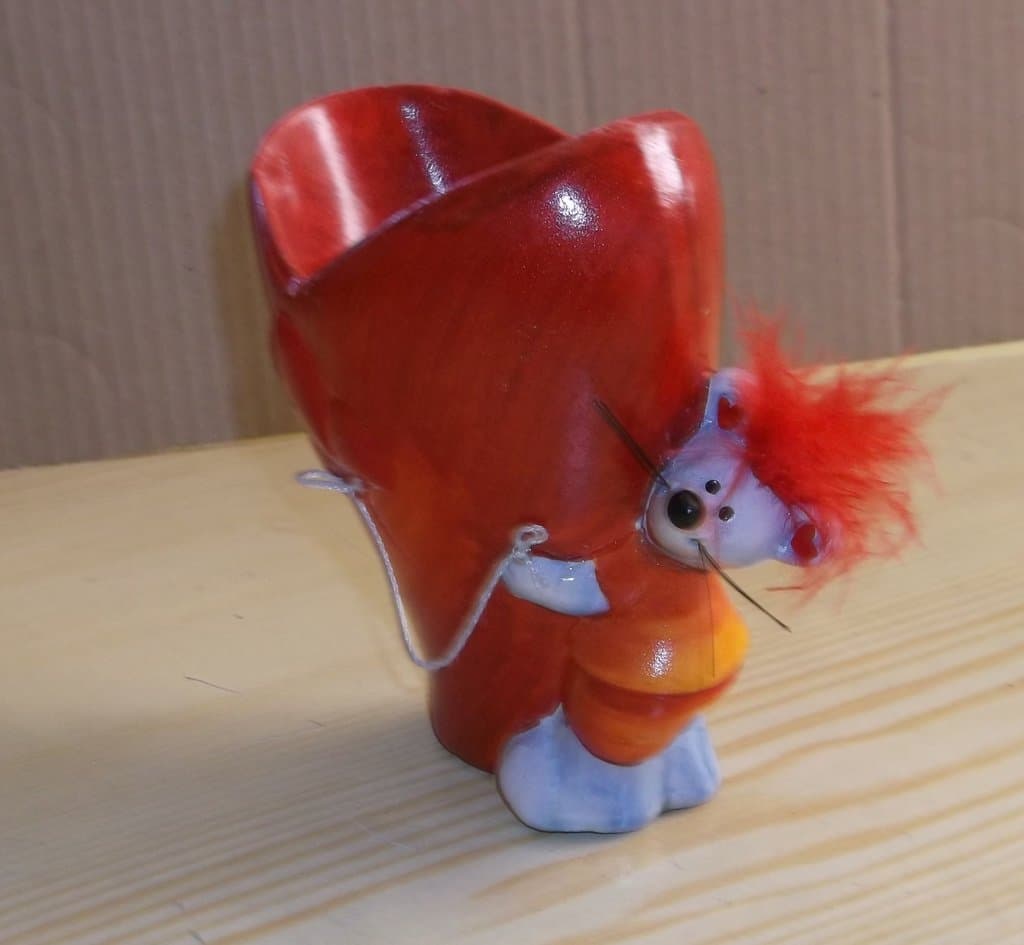 Vas röd hjärtformad med mus hjärta