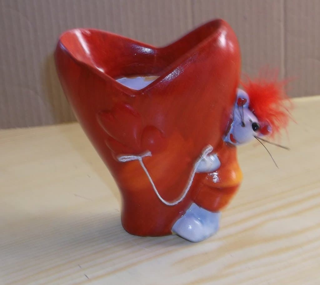 Vas röd hjärtformad med mus hjärta