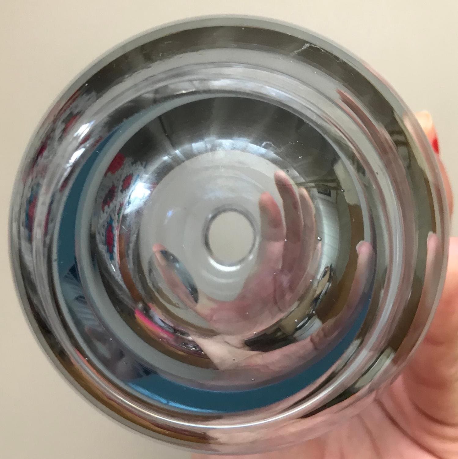 Vas med etsad hjort, kristall, Ljusblå tjockt glas