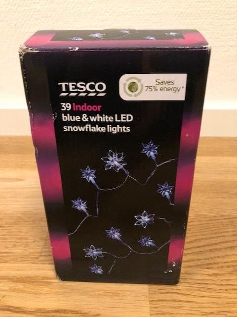  39 indoor blue & white LED snowflake lights