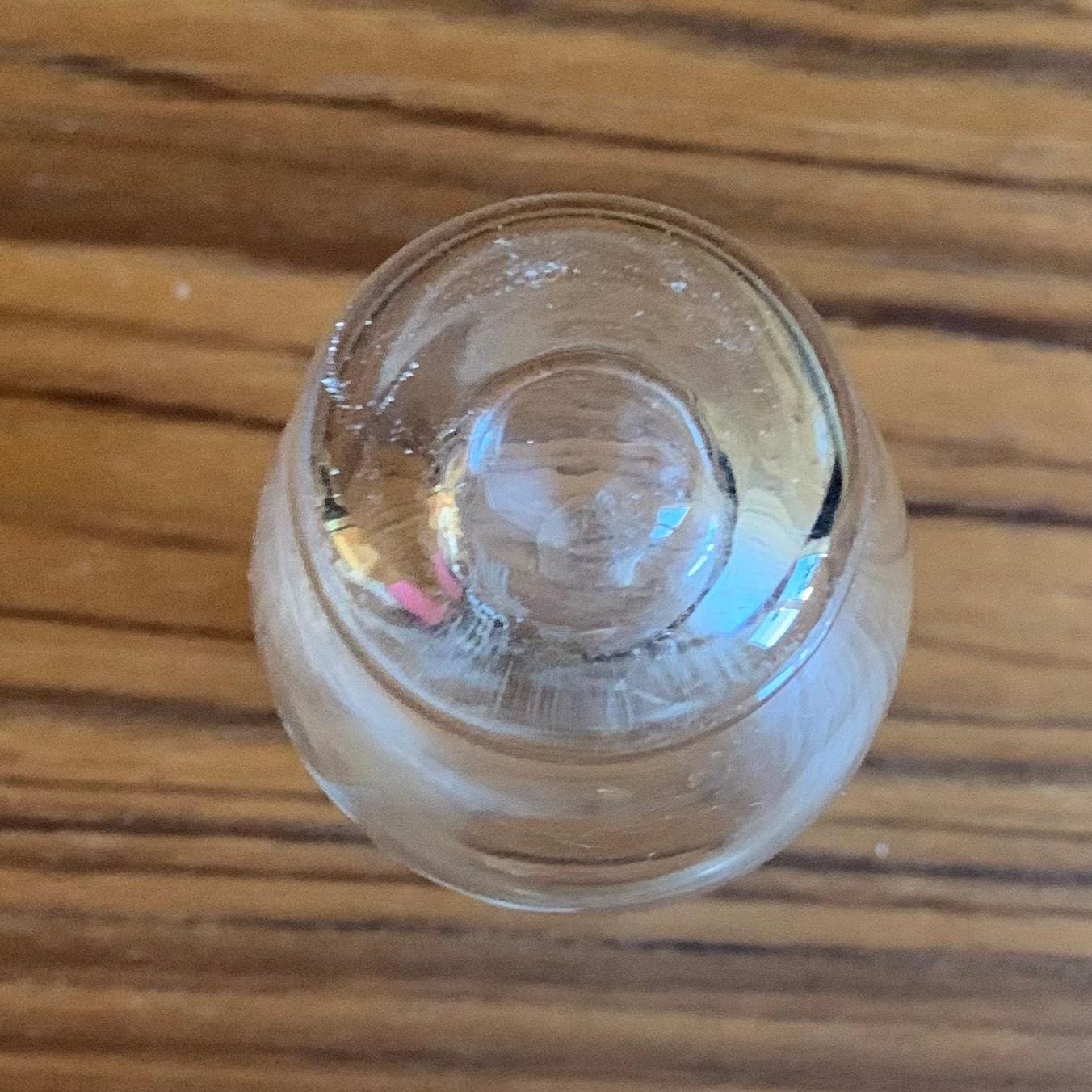 Vas med etsad fågel, glasvas