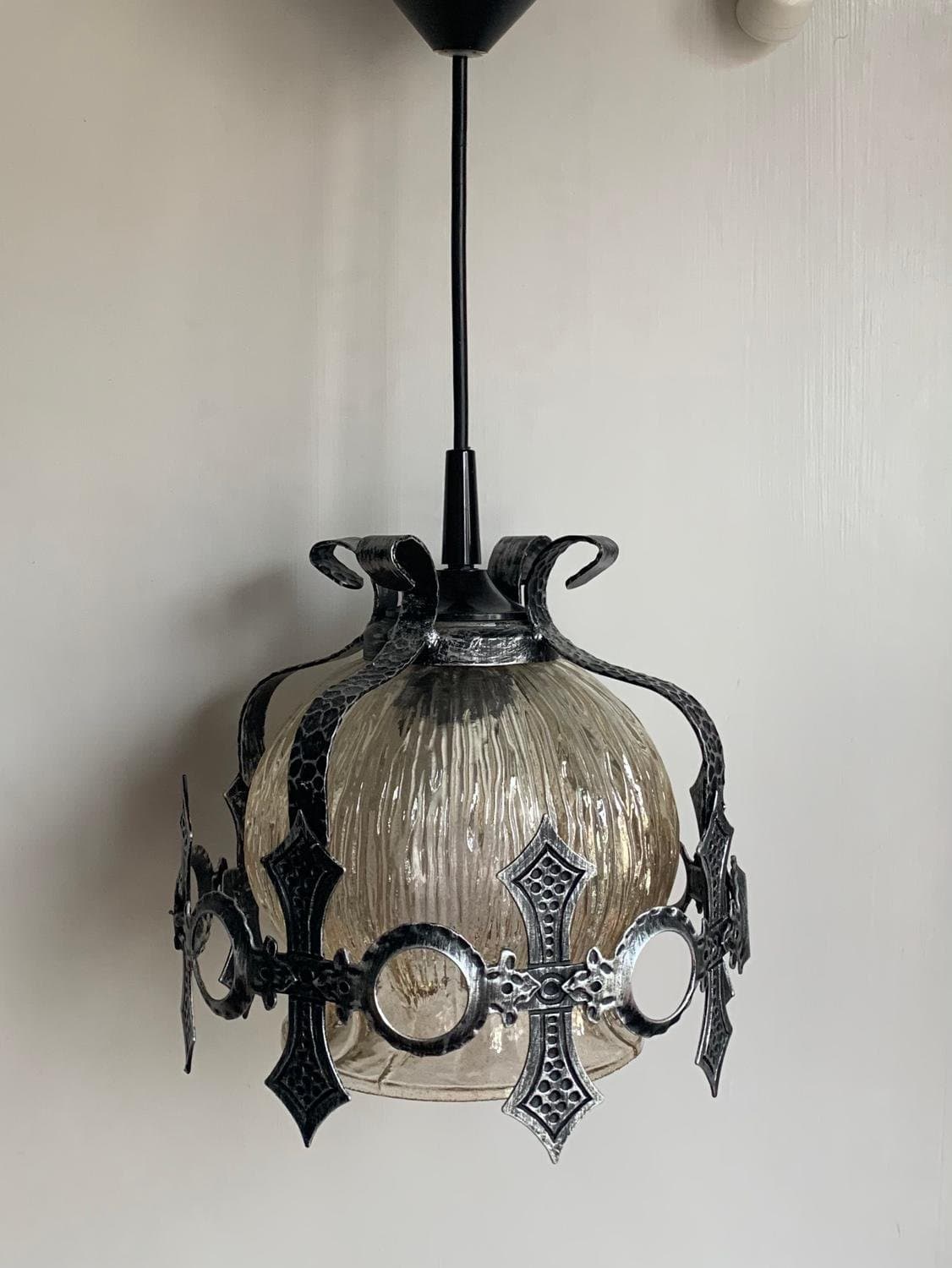 Taklampa i smide och glas, lampa