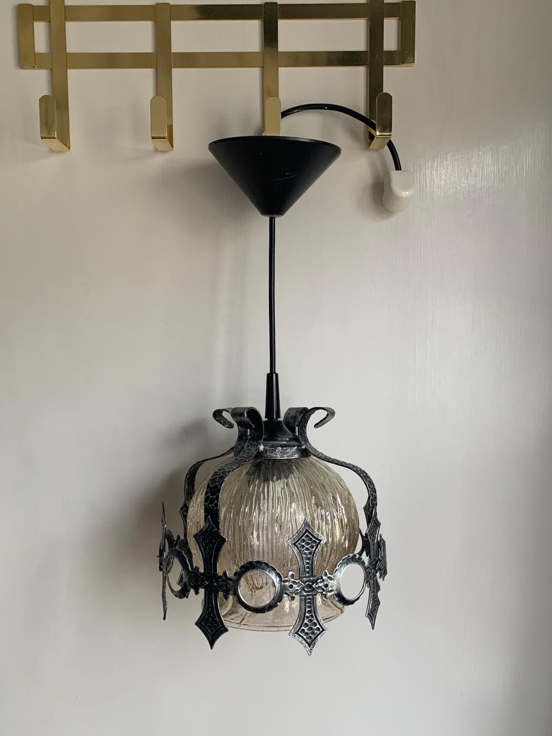 Taklampa i smide och glas, lampa