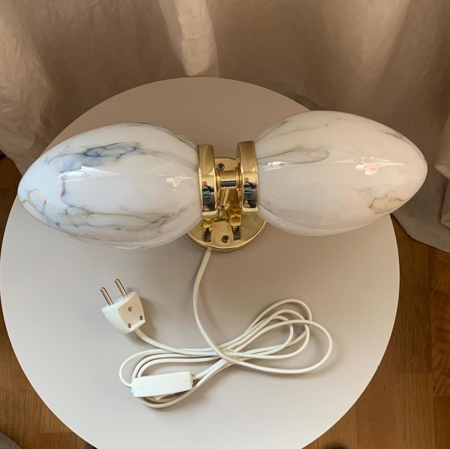 Lampa, markslöjd, marmorerat glas, bananfäste, ojordad