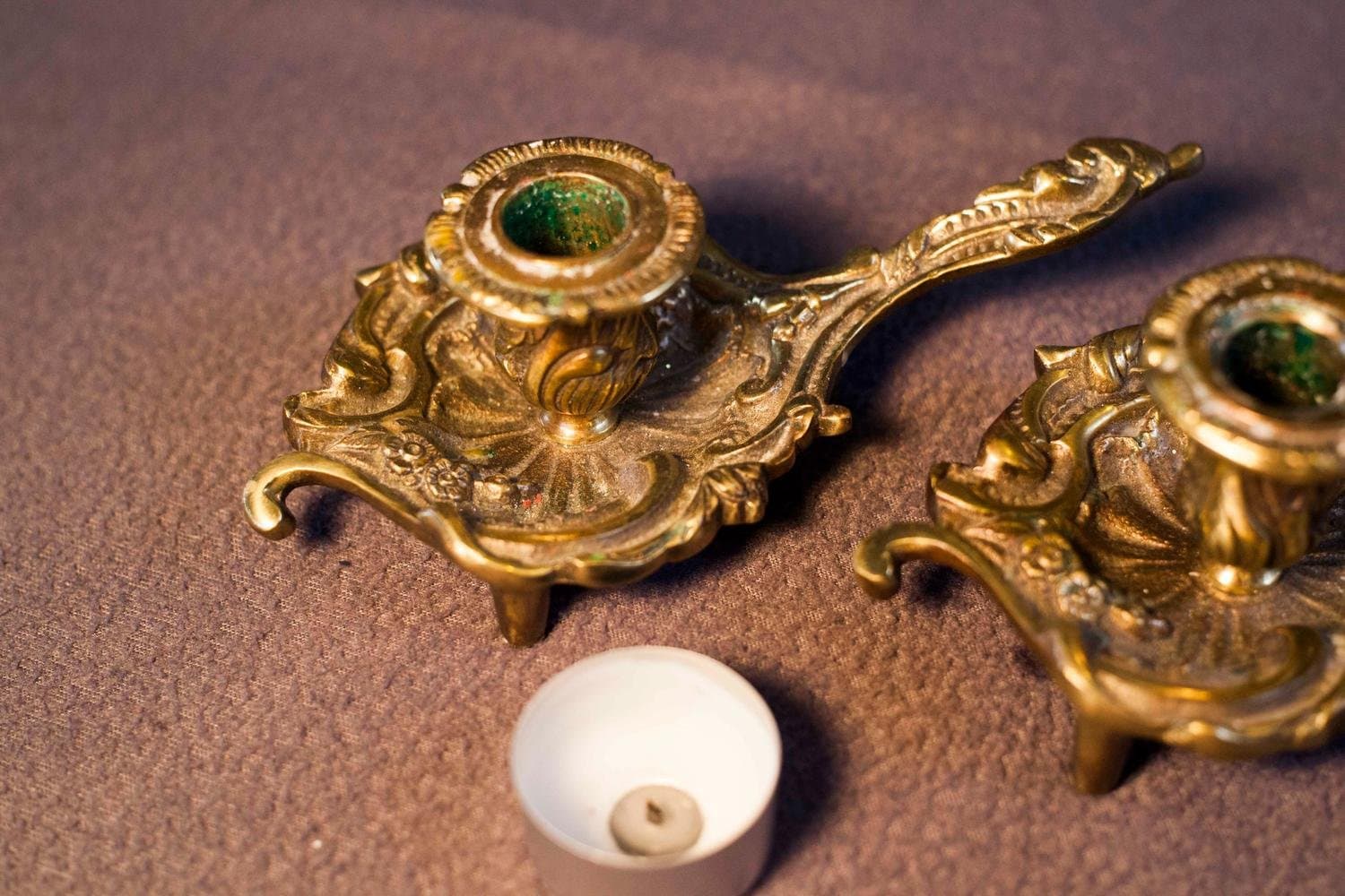 2x Nattljusstakar/Nattljusstake/Mässing. Gedigen/Antik/Handtak/Äldre/Gammal