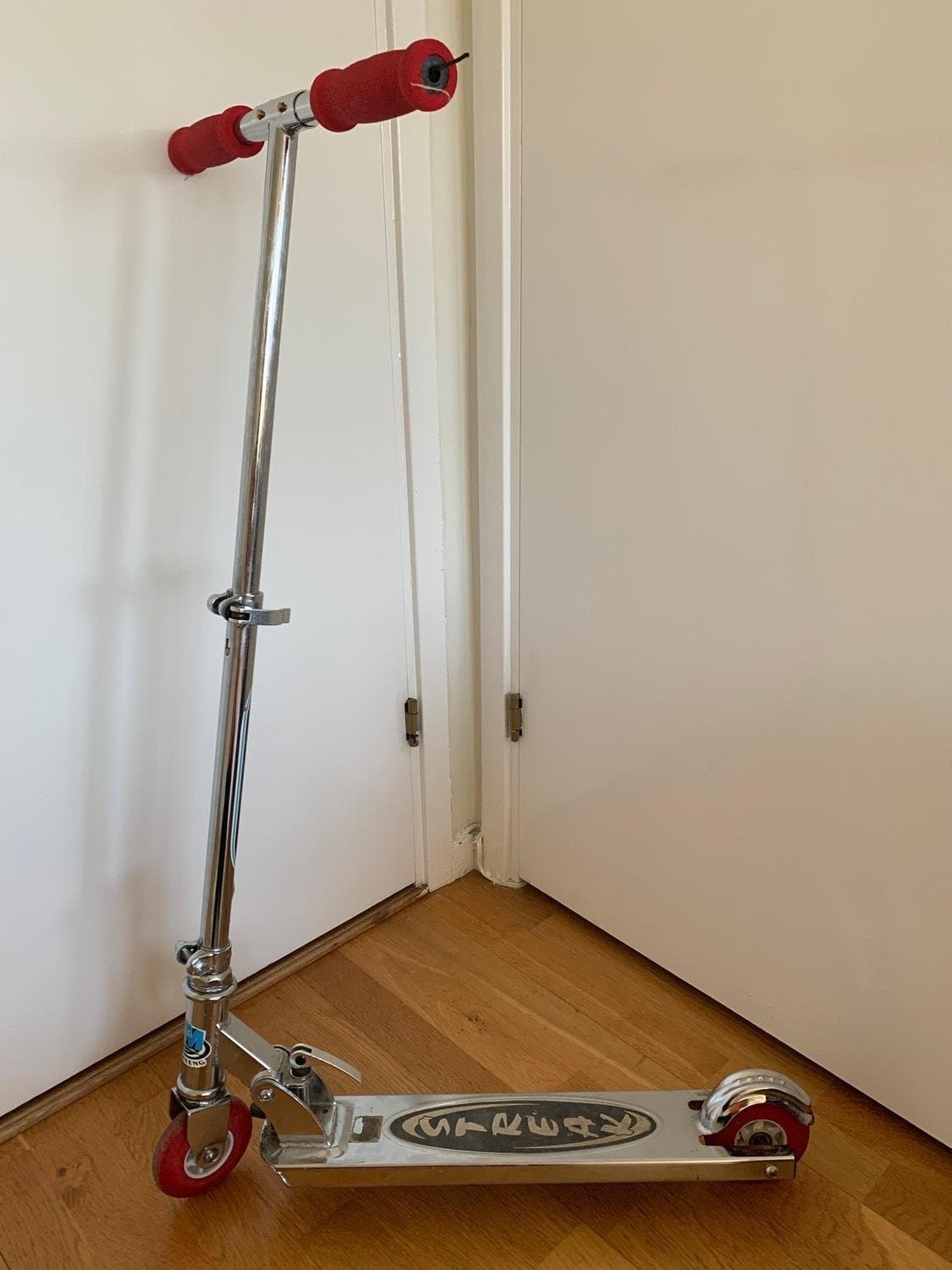 Suong Meeng Kick Scooter Streak