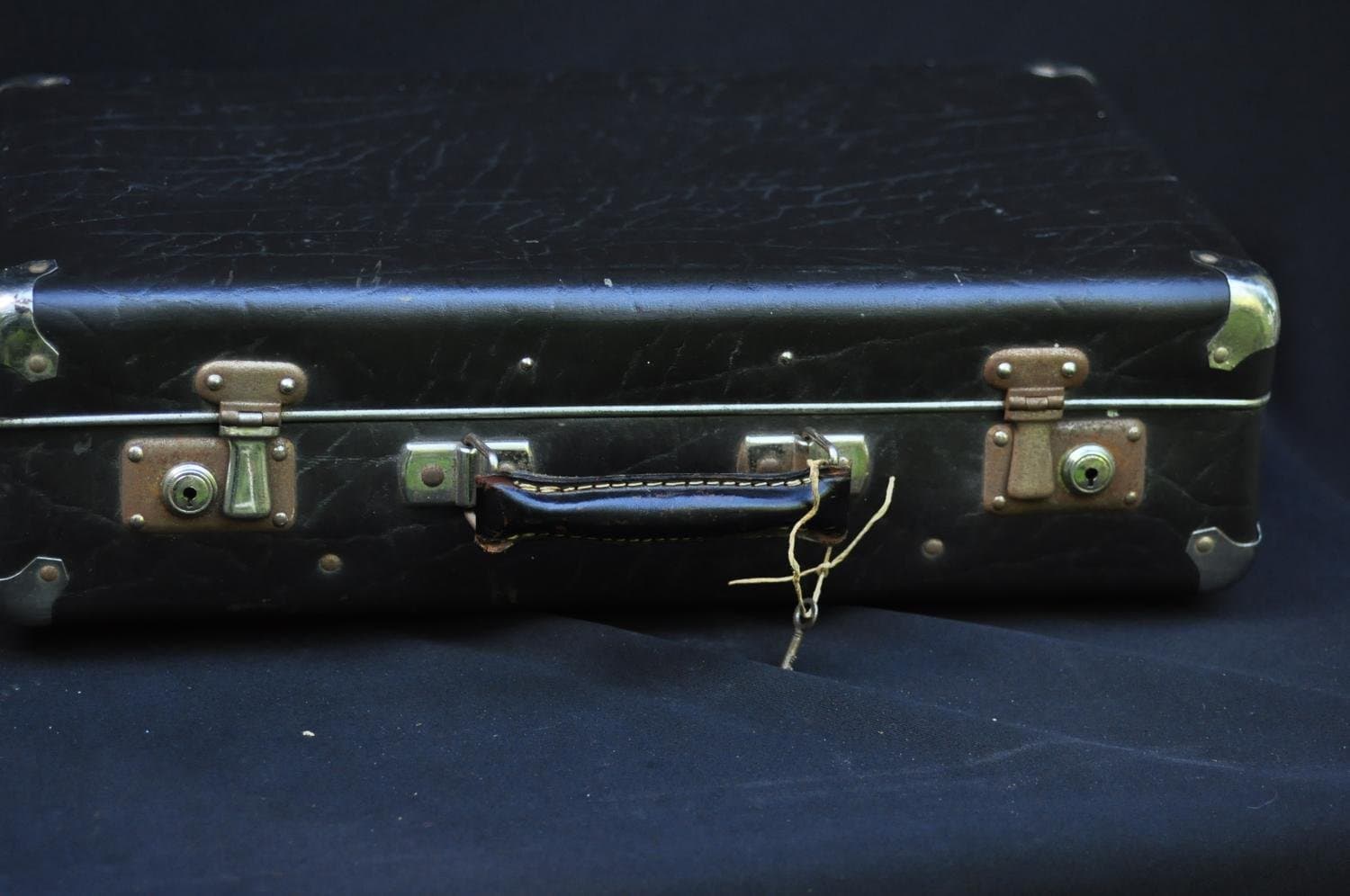 Äldre mindre resväska