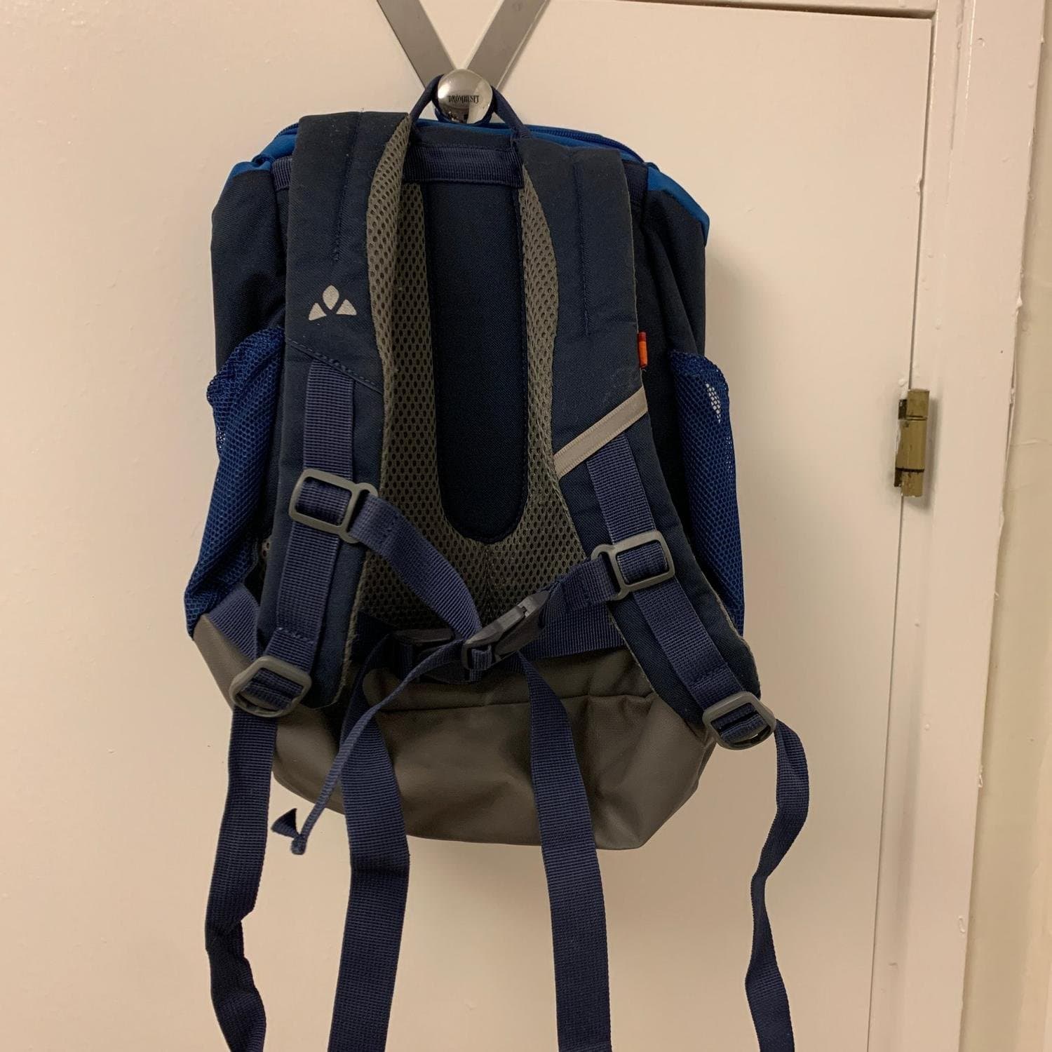 Vaude Pecki 10 Väska barn ryggväska backpack med regnskydd