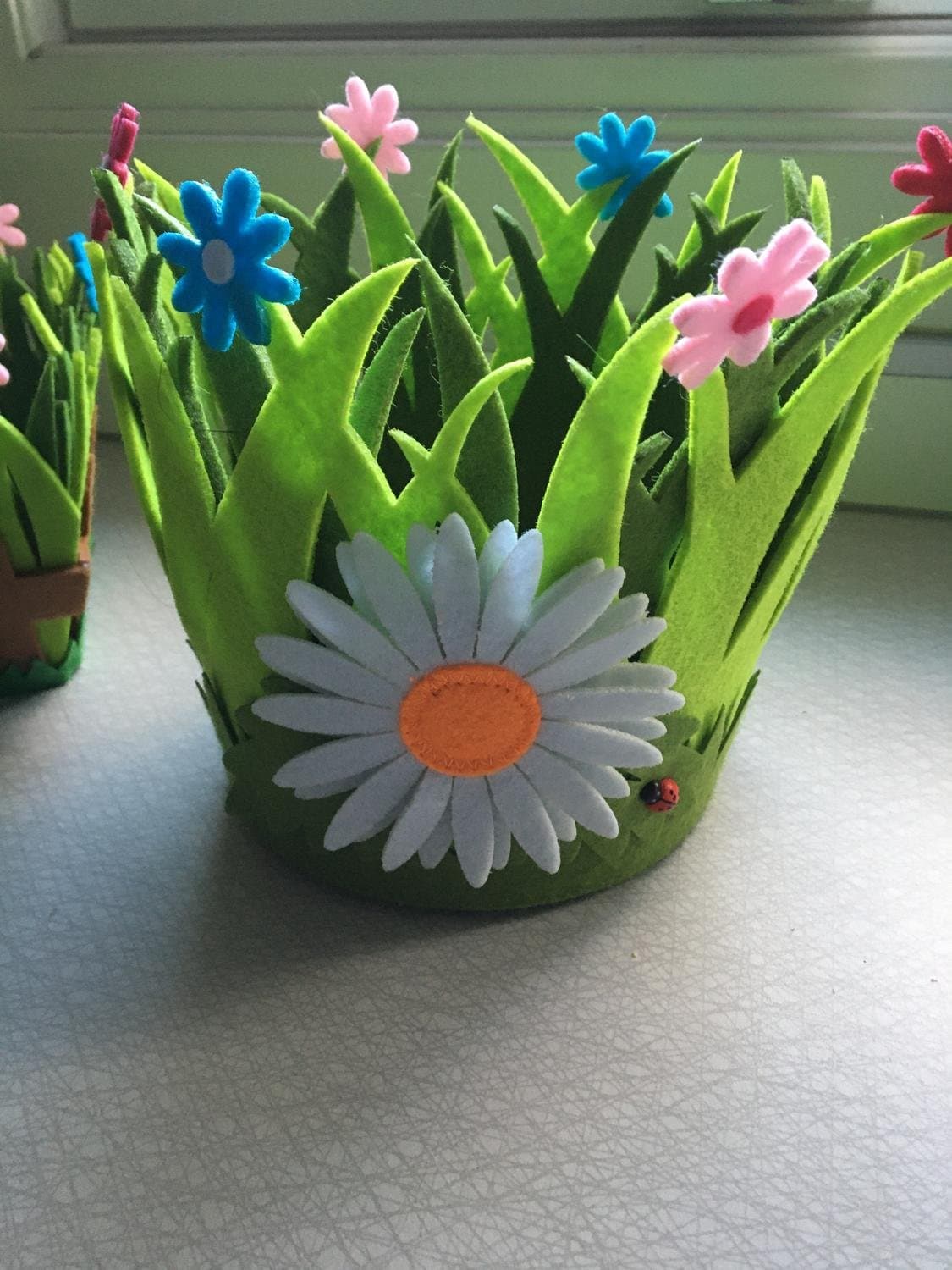 Vår/sommar korgar/kruka med dekor nya