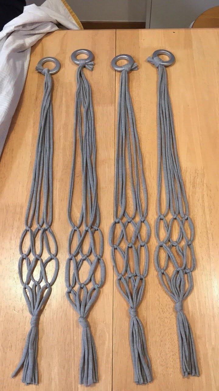 Fyra styck gråa Amplar för blomkrukor, makramé, Hanger för plants (16-20 cm)
