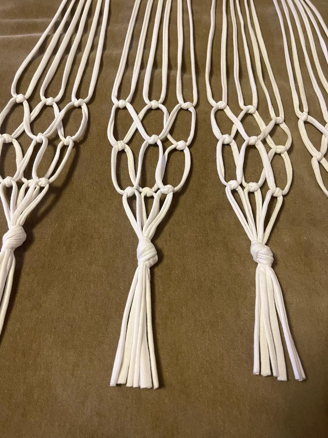 Vita Amplar för blomkrukor, Hangers för plants (10-12 cm)
