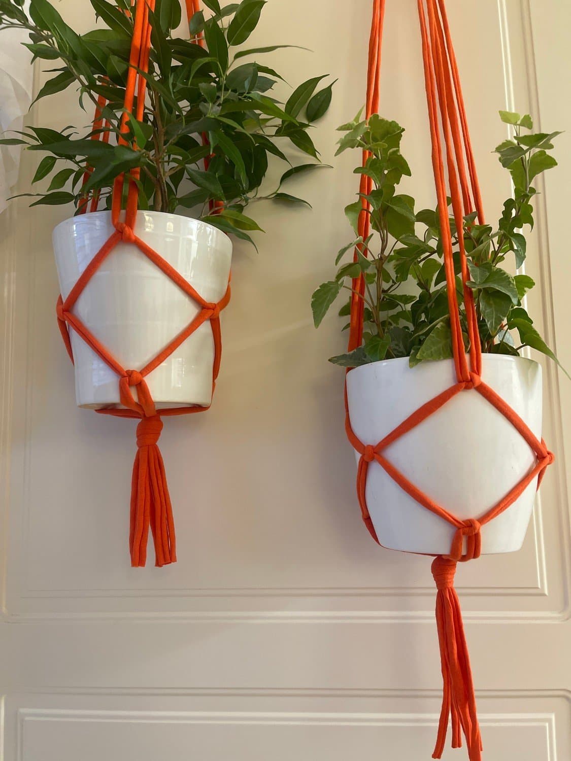 Amplar för blomkrukor, orangea, makramé, växt, plants (16-20 cm)