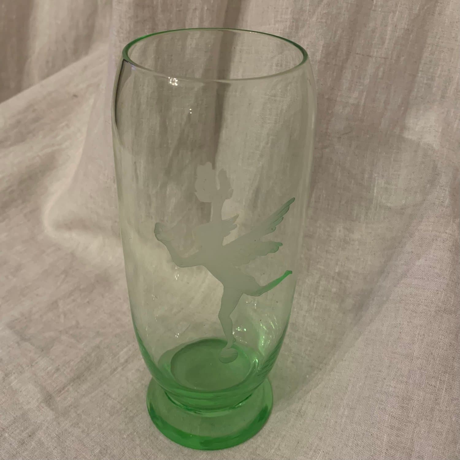 Vas med etsat motiv, kristall, Ljusgrön