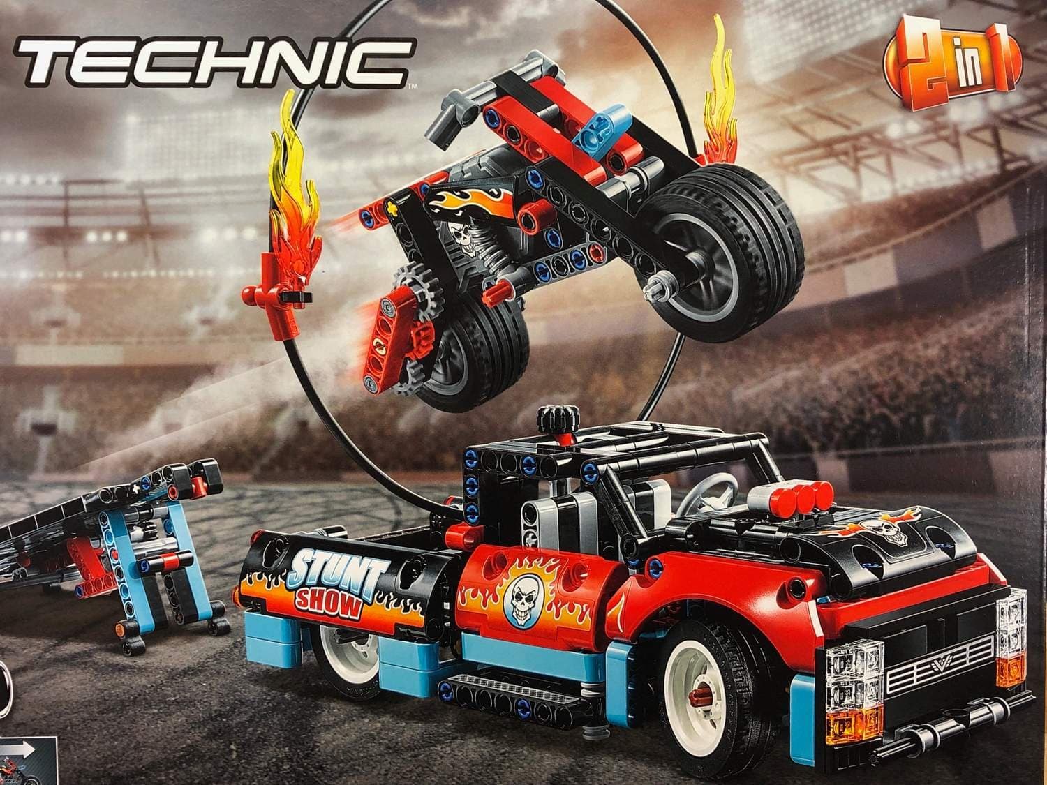 LEGO Technic 42106 "Stuntuppvisning & motorcykel" - från 2020, oöppnad!!
