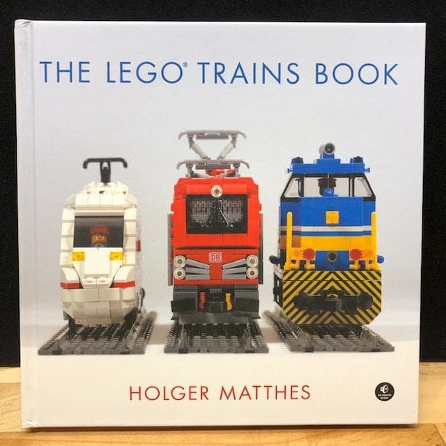 LEGO bok på engelska "The LEGO Trains Book" - från 2017, oanvänd!