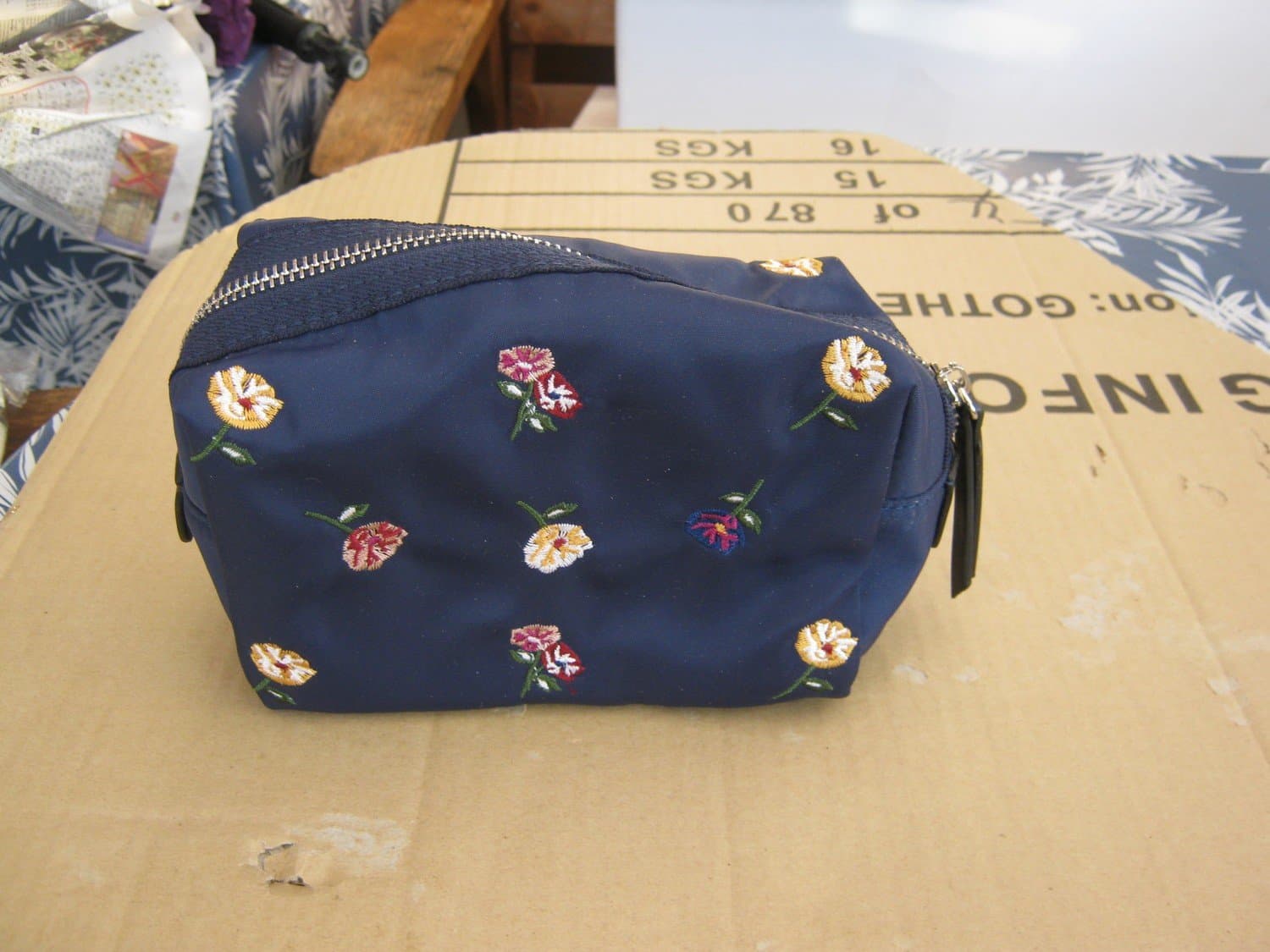 Necessär / Sminkväska - Don Donna