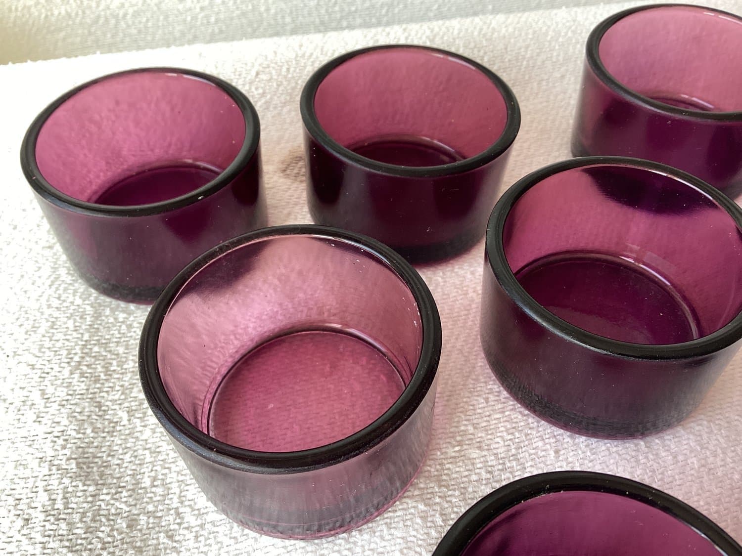 9x vinröda värmeljushållare