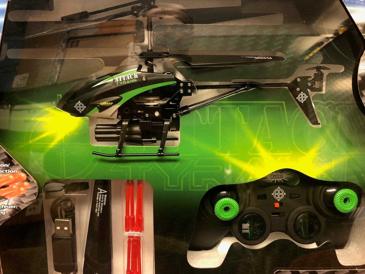 Rc / radiostyrd helikopter - Carson Attack Tyrann IR 100% RTF - Oöppnad!