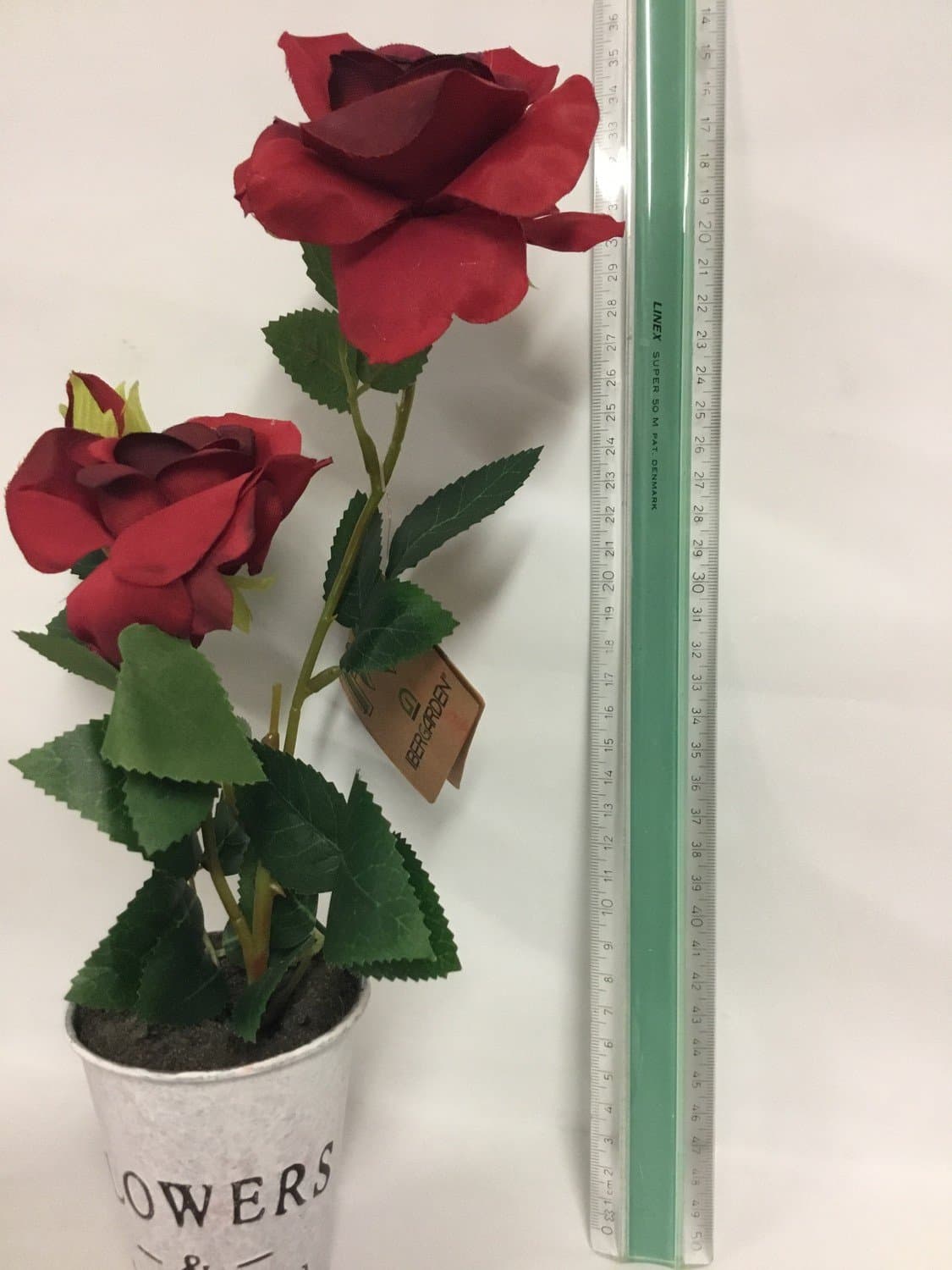 Konstgjord växt / Röda rosor i fin kruka