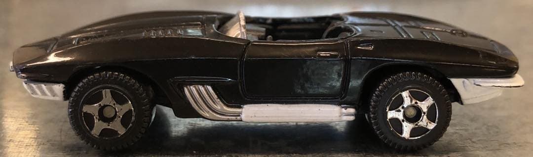Motor Max 1961 Mako Shark 1:64