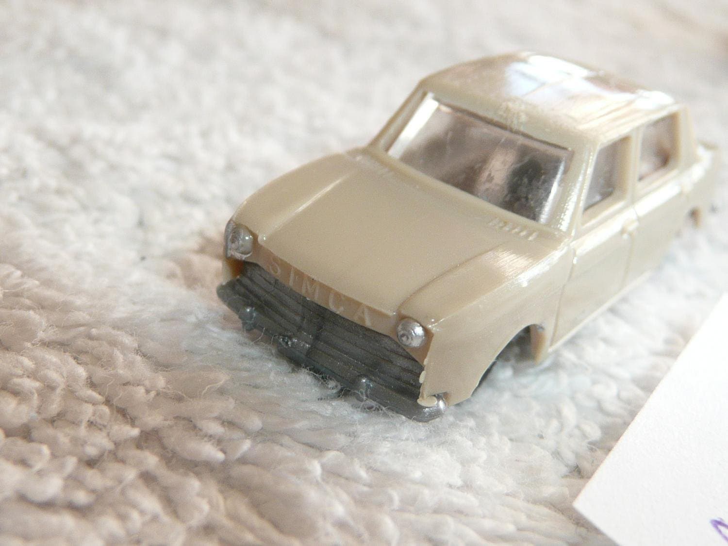 Modellbil H0 Eko Simca 1100