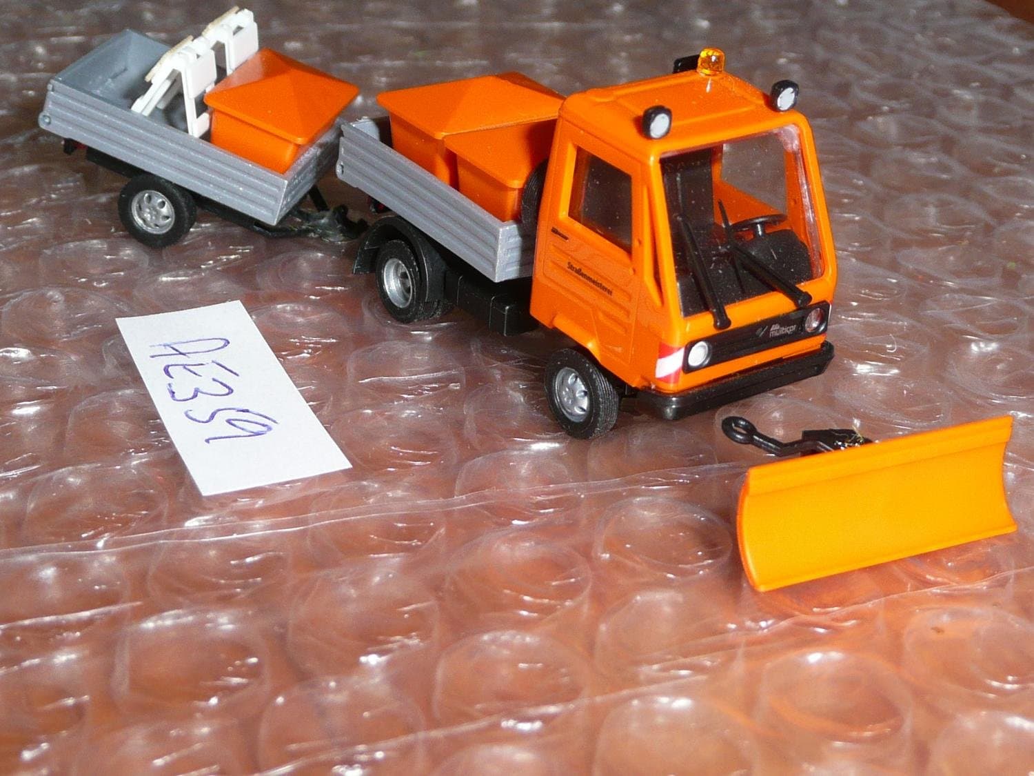 Modellbil H0 Wiking, Multicar med tillbehör