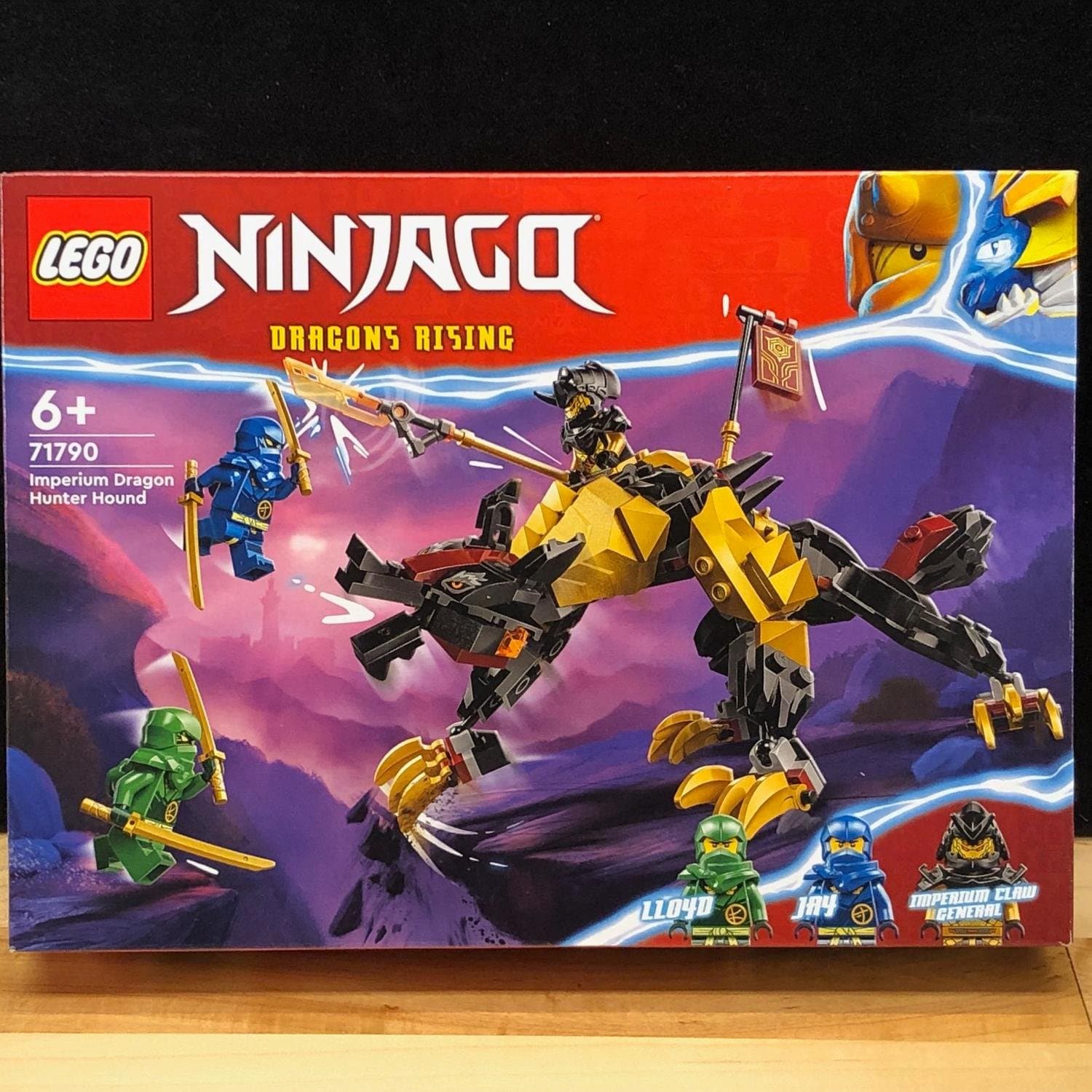 LEGO Ninjago 71790 "Kejserlig drakjägarbest" - från 2023, oöppnad / förseglad!