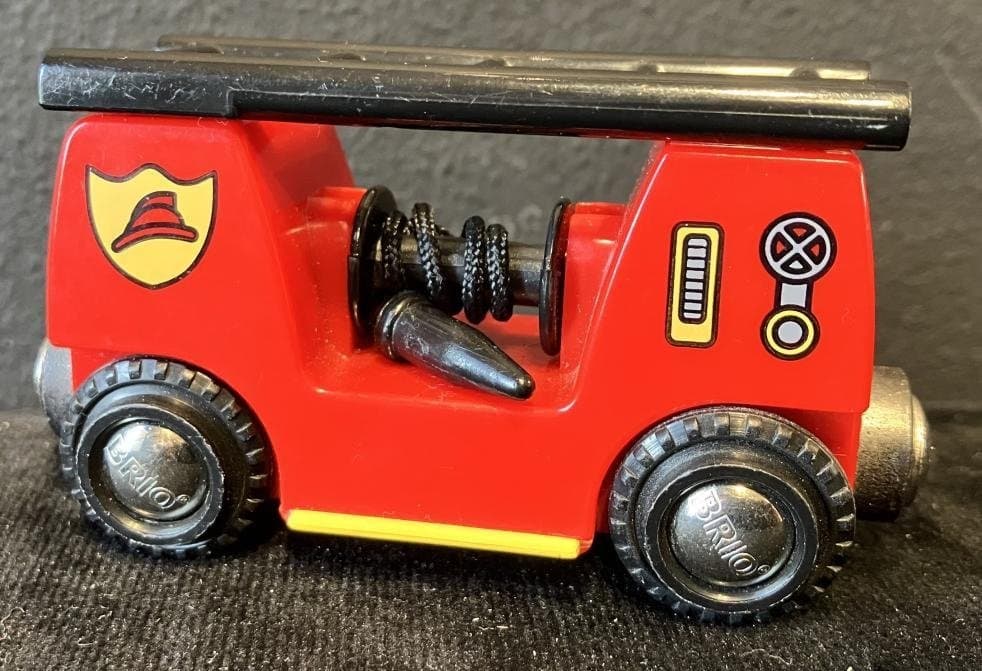 Brio tåg - Brandkår - brandbil gubbe Light & Sound Fire Engine 33542