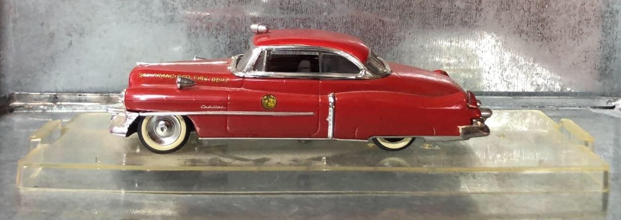 Vitesse 1953 Cadillac DeVille San Francisco Fire Department 1:43