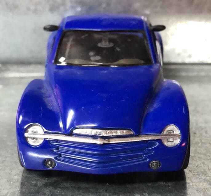 Boley Corp 2000 Chevrolet SSR 1:32