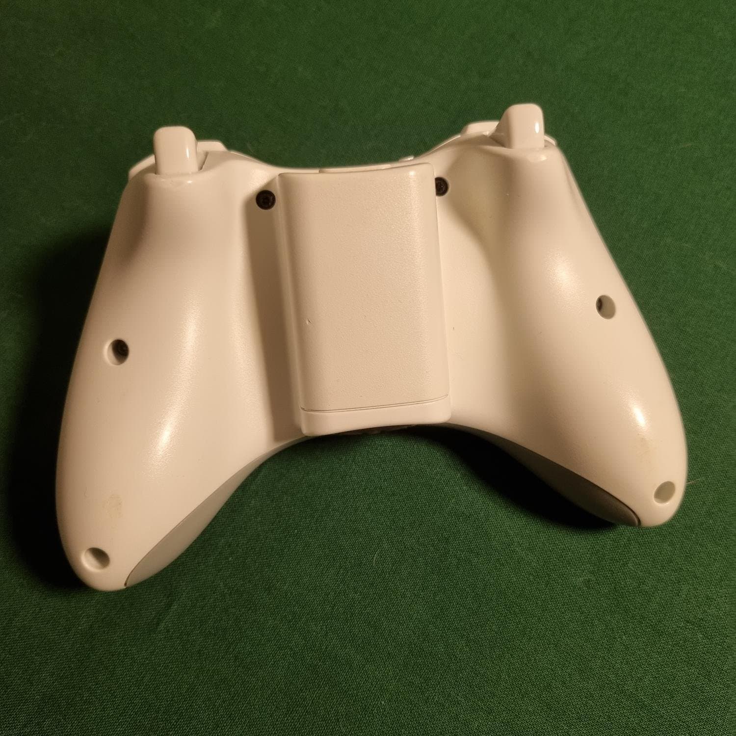 officiell Xbox 360 trådlös kontroller - XBOX 360 - renoverad - NYA sticks!