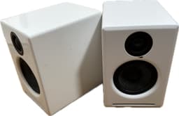 Ett Par D'feldt Audioengine- Model A2 Högtalare Dfeldt Powered Speakers