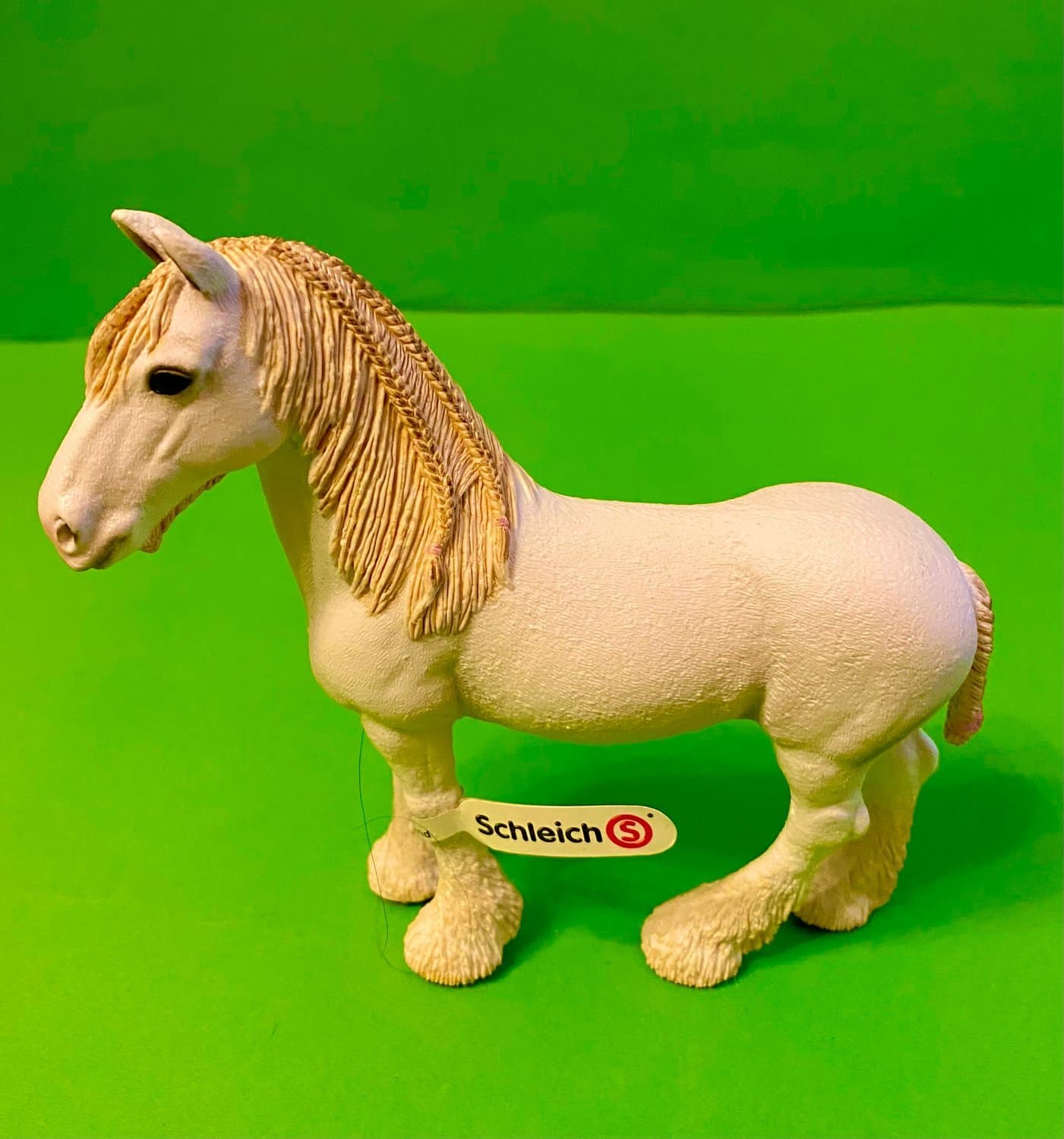 Schleich Häst Vit nummer 13735 Ny med etikett - Shire Stute 2012