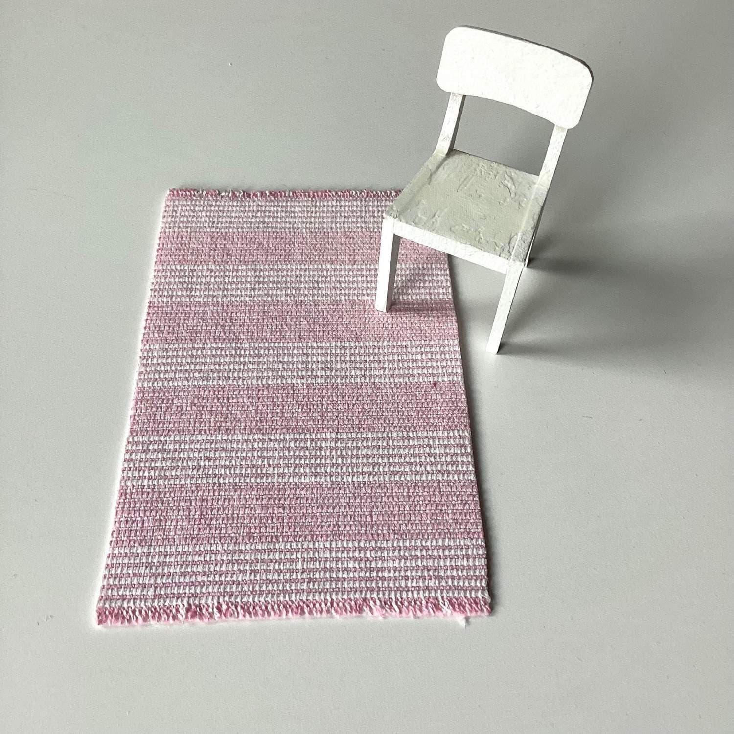 Rosa vit randig matta till Lundby Dockskåp Av vintagetyg 12x7 cm Nygjord