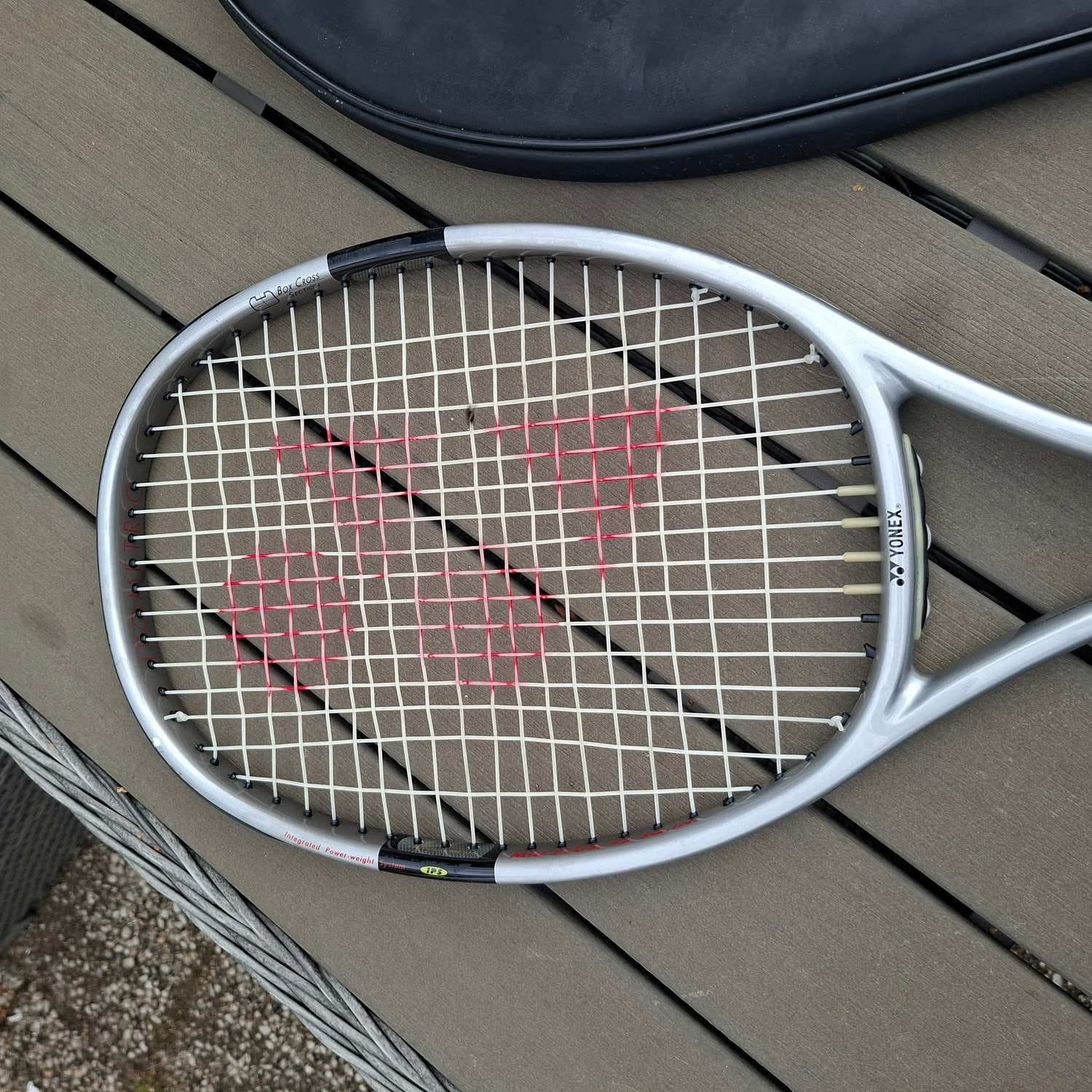 YONEX RD TI 30 Titanium Mesh Tennisracket m fodral silver svart