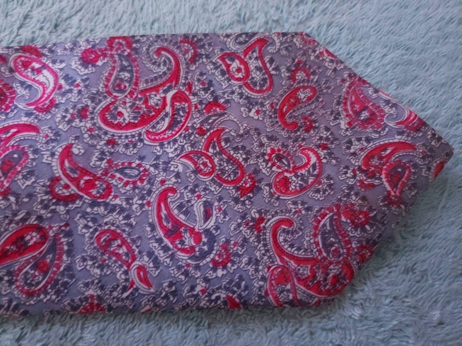 Slips 50-tal Real Silk 100 % Mönstrad Längd 153 cm Bredd 9 cm