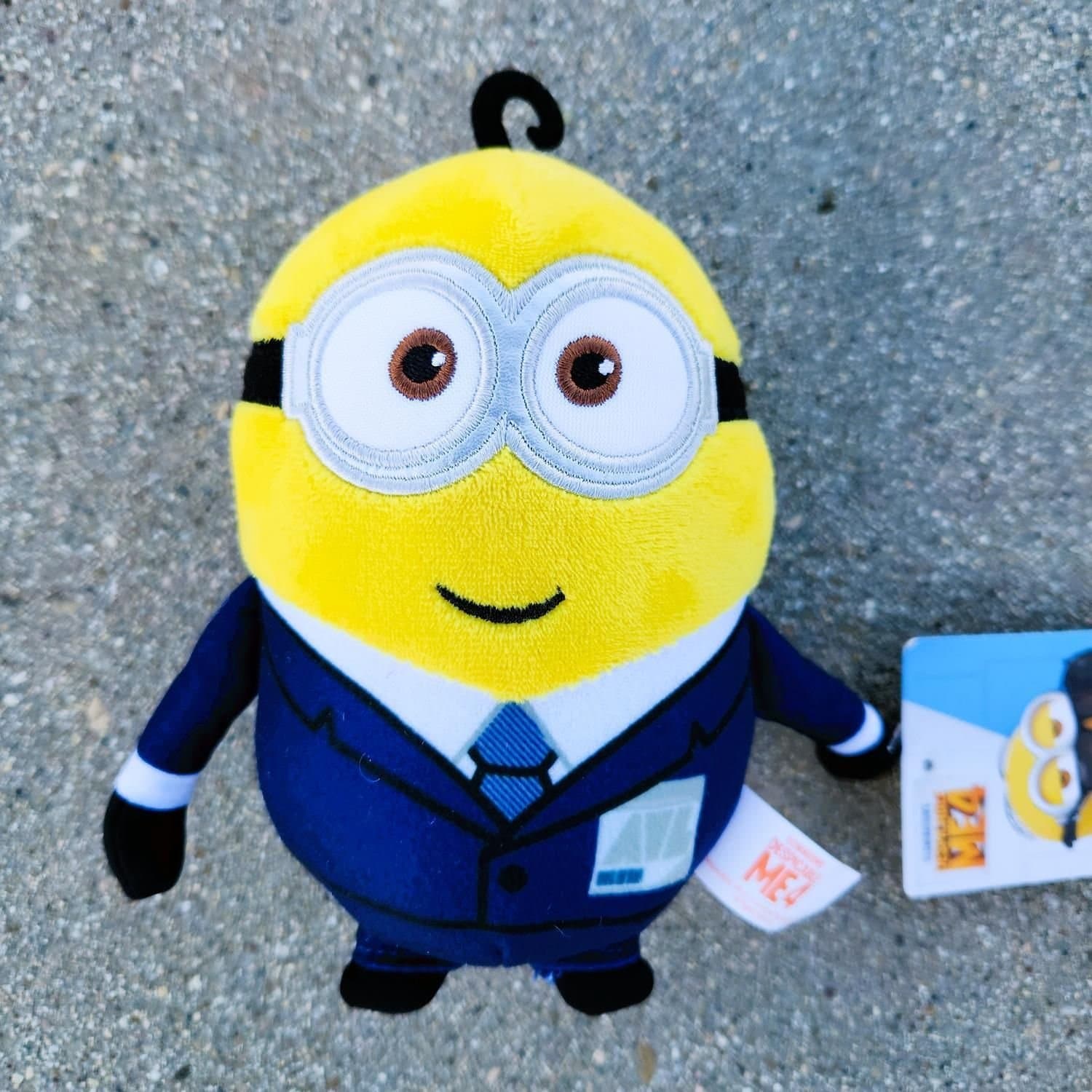 Despicable Me 4 Plush - Minion in Suit with Tags - Illumination Toy - 18 cm